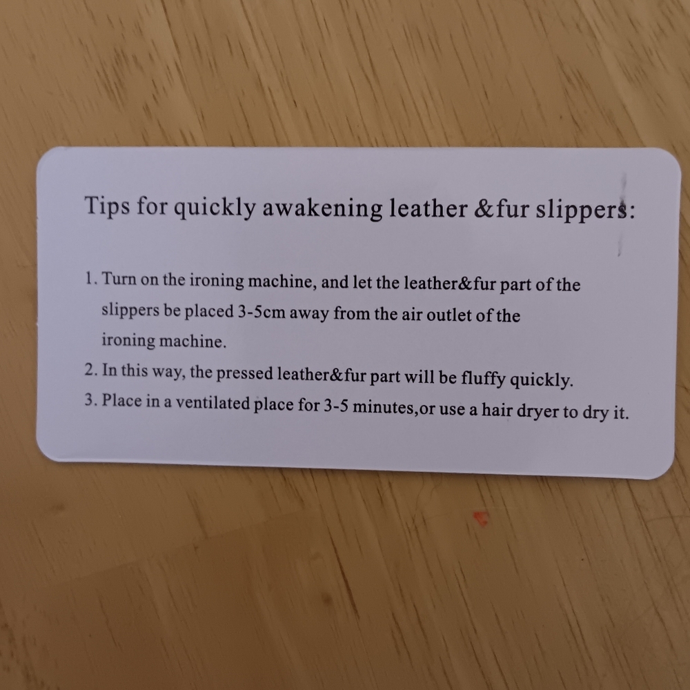 NEW Gray Faux Fur Slides - Picture 2 of 2